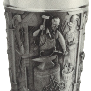 Metallhandwerk-Becher