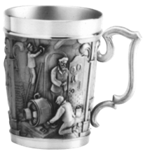 Haushandwerk-Becher mit Henkel