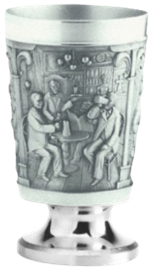 Gasthaus-Becher mit Fuß